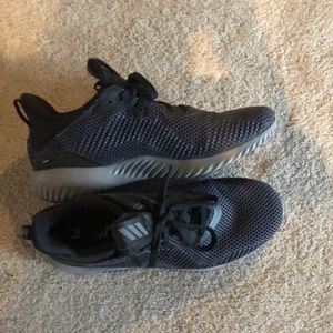 Women’s Adidas sneakers